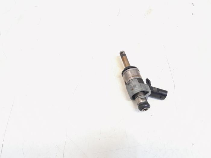 Injecteur (injection essence) d'un Volkswagen Golf, Autos : Pièces & Accessoires, Systèmes à carburant, Volkswagen, Utilisé, 3 mois de garantie