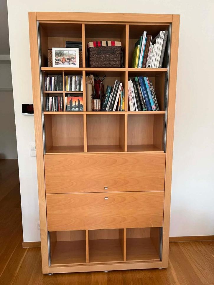 Hulsta kast (+optioneel bureau), Huis en Inrichting, Kasten | Kleerkasten, Zo goed als nieuw, 100 tot 150 cm, 25 tot 50 cm, Ophalen
