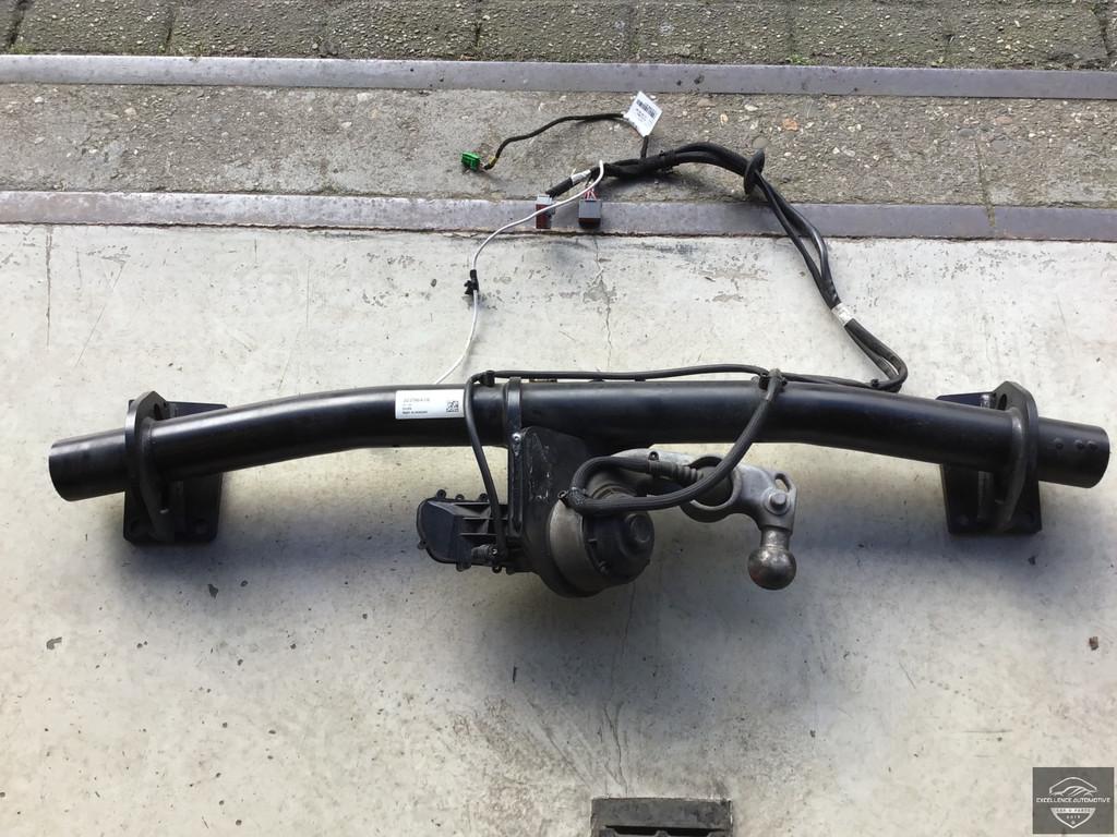 Barre de remorquage lectrique Volvo XC60 2017+ 32296478 Orig, Gunnar Engellaus vag 8
405 31  Gothenburg, SE, Info@volvocars.com