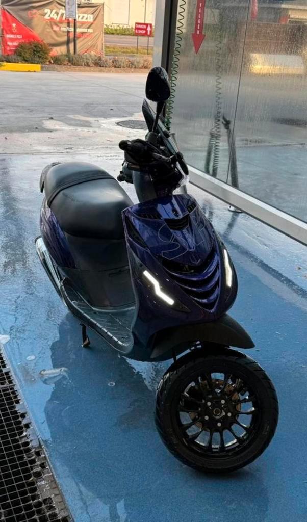 Piaggio zip, Vélos & Vélomoteurs, Scooters | Piaggio, Neuf, Zip, Classe A (25 km/h), Essence, Enlèvement