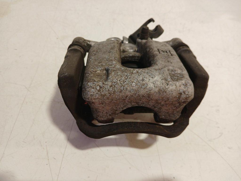 Remklauw rechts achter Opel Astra, Onderdelen@venauto.nl, Van der Ven Autorecycling B.V., Gebruikt, Ettenseweg 76, 4706 PB Roosendaal, The Netherlands