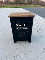 Petit meuble avec porte, Enlèvement