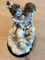 Porseleinen beeld kinderen getekend schadevrij, Verzamelen, Ophalen of Verzenden, Zo goed als nieuw