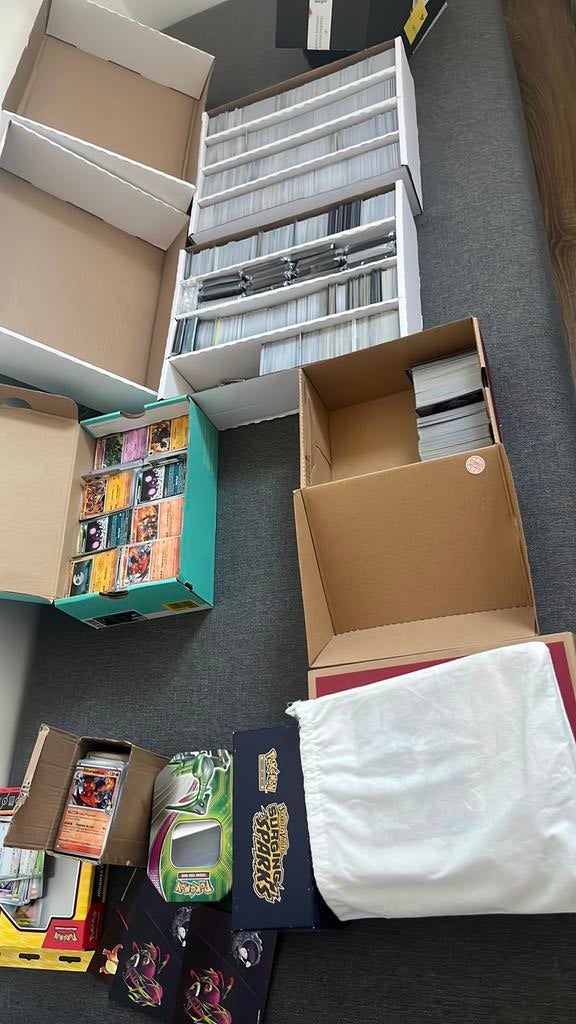 Carte pokemon holo/reverse holo uniquement ( pas de common), Ophalen, Zo goed als nieuw