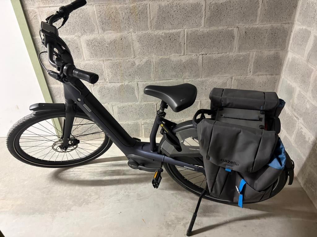 Gazellle Avignon C8 HMB connect 49 cm, Fietsen en Brommers, Elektrische fietsen, Ophalen, Zo goed als nieuw, 47 tot 51 cm, 50 km per accu of meer