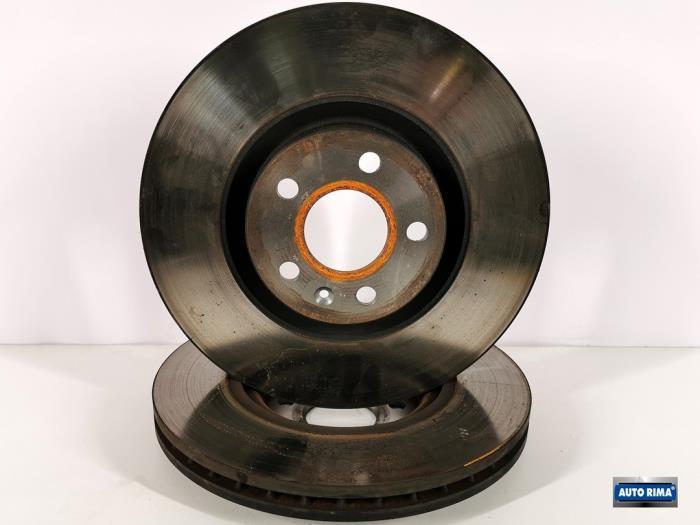 Remschijf voor van een Volvo V90, Auto-onderdelen, Gebruikt, -, -, Ophalen of Verzenden