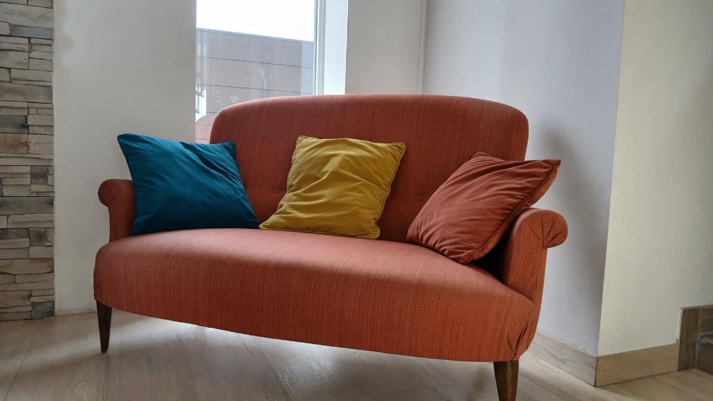 Petit canapé Vintage, Maison & Meubles, Enlèvement, Deux personnes