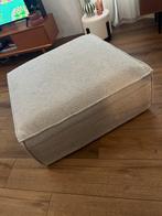 Beige poef/hocker in bouclé stof, Ophalen, Zo goed als nieuw, Vierkant, Stof