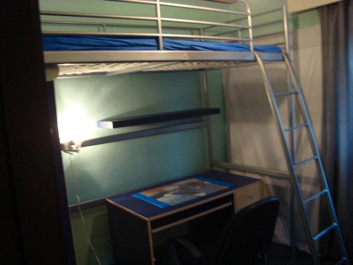 Lit superposé + matelas – chambre enfant garçon (option), Enfants & Bébés, Chambre d'enfant | Chambres d'enfant complètes, Utilisé