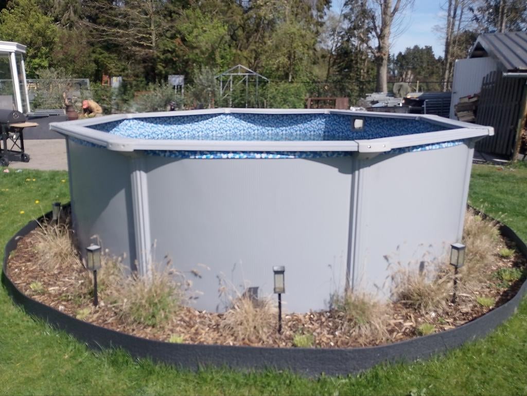 Zwembad + verwarming opbouw metalen frame. 1 jaar oud., Ophalen