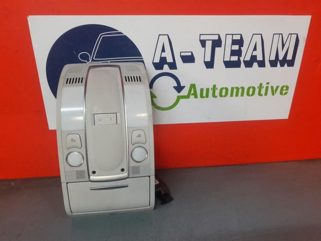 PLAFONNIER AVANT Audi A6 (C6) (4F0947135BP), Utilisé, Audi