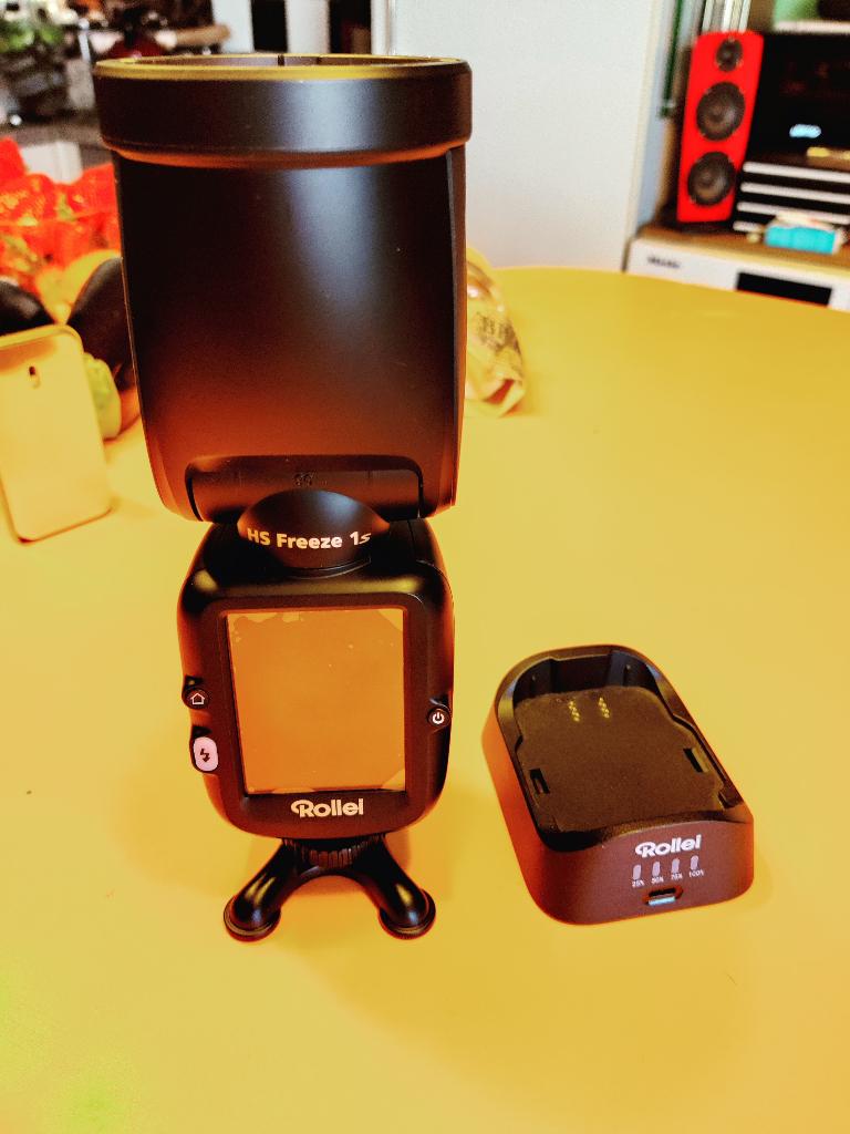 Rollei Freeze 1S flitser, TV, Hi-fi & Vidéo, Photo | Flash, Enlèvement ou Envoi, Neuf, Autres marques, Inclinable