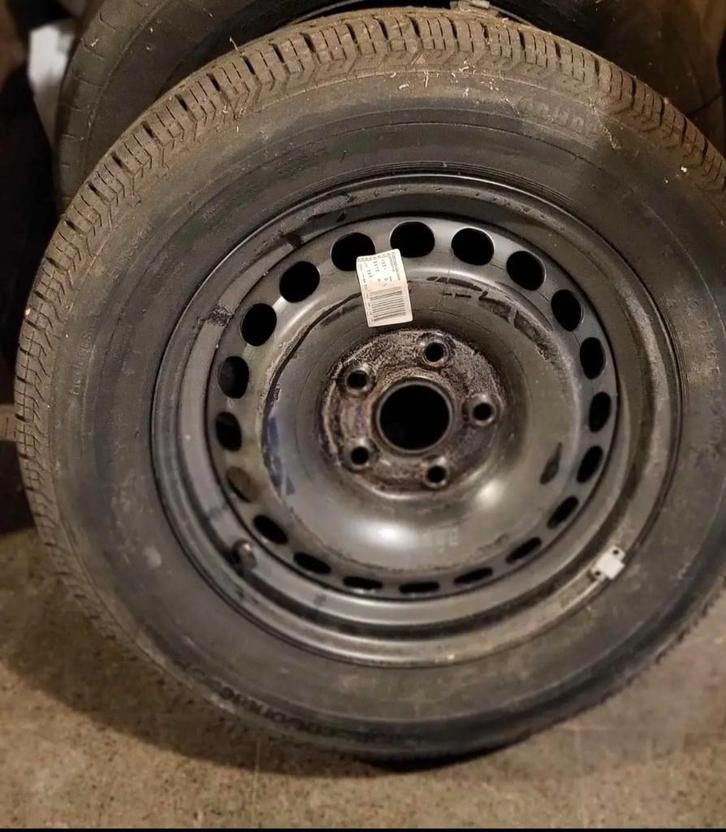 Roue de reserve VW Passat 15 pouces(5x112), Autos : Pièces & Accessoires, Pneus & Jantes, Pneus et Jantes, Pneus été, 15 pouces