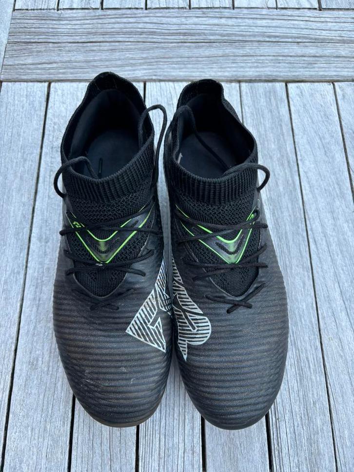 Voetbalschoenen Puma JR Future 8 pro FG, Sports & Fitness, Football, Comme neuf, Chaussures, Enlèvement ou Envoi