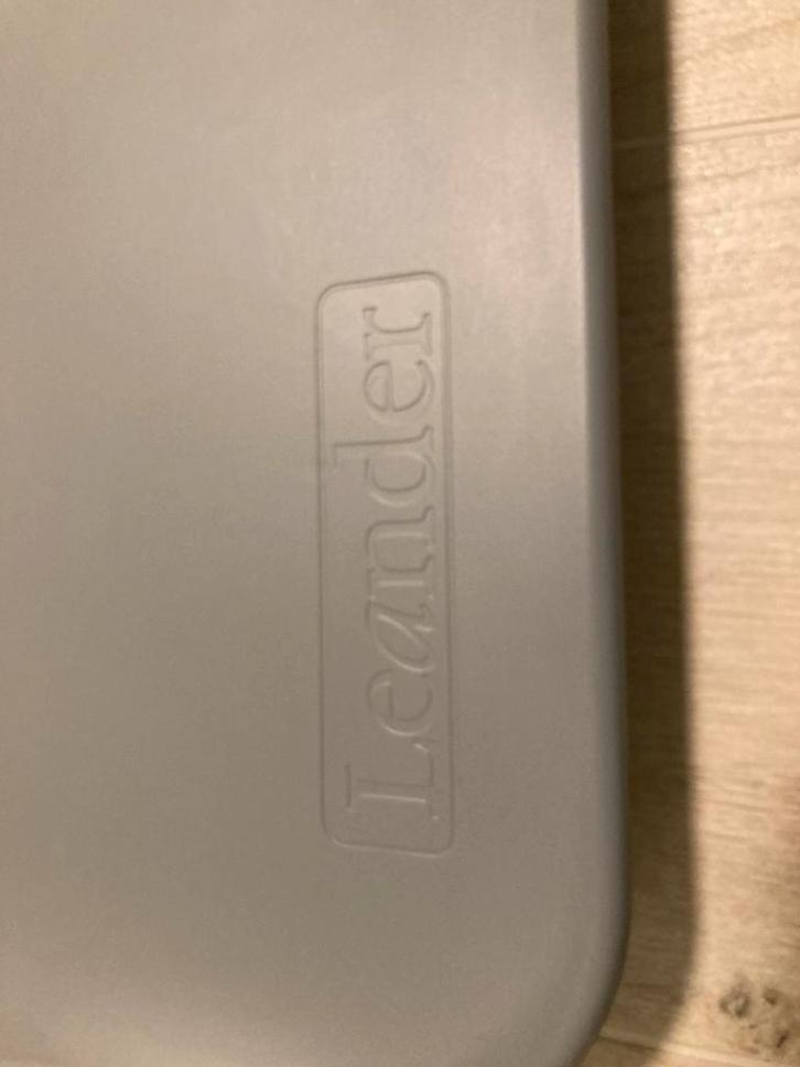 Leander verzorgingskussen, Enfants & Bébés, Accessoires de mode pour bébé, Comme neuf, Enlèvement