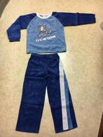 Mooie super zachte fluwelen pyjama maat 6j (116) NIEUW!, Enlèvement ou Envoi, Neuf, Garçon ou Fille, Vêtements de nuit ou Sous-vêtements