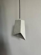 Betonnen lampen, 75 cm ou plus, Modernistisch / Brutalistisch, Comme neuf, Enlèvement