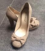 TULIPANO Beige plateau pumps met strik detail maat 39 (zgan), Pumps, Beige, Ophalen of Verzenden, Zo goed als nieuw