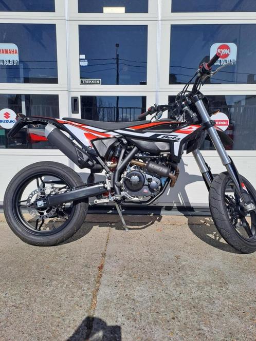 Beta Supermotard RR 125 LC met slechts 230 km, Motoren, Motoren | Overige merken, Bedrijf, SuperMoto, 11 kW of minder, 1 cilinder