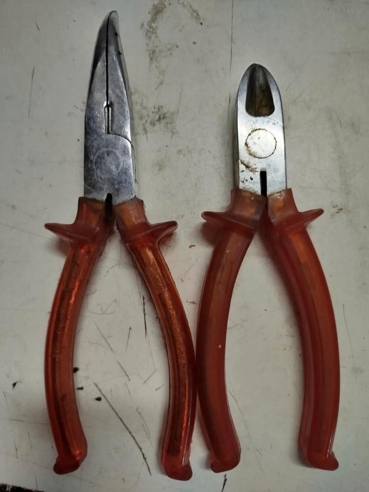 Pince à bec et pince coupante, Bricolage & Construction, Outillage | Outillage à main, Enlèvement