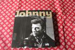 Livre - Johnny les Années Sixties - edition luc pire  249 P, Artiste, Claude schwartz, Enlèvement ou Envoi, Comme neuf