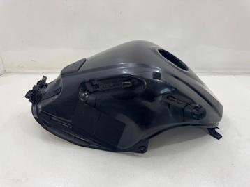 TANK Honda VFR 1200 F (VFR1200 + DCT) (01-1970/-) beschikbaar voor biedingen