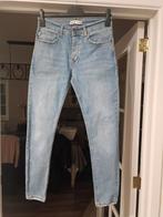 Lichtblauwe spijkerbroek in denimkleding, Kleding | Dames, Spijkerbroeken en Jeans, Ophalen of Verzenden, Zo goed als nieuw, Blauw