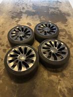 20" Tesla velgen met 235/35 R20 banden (Model 3 performance), Ophalen, Gebruikt, Banden en Velgen, 235 mm
