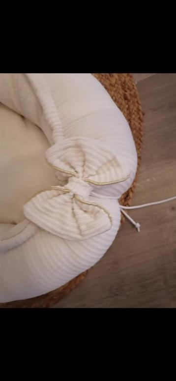 Baby nestje beschikbaar voor biedingen