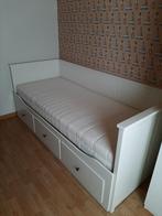 Zo goed als nieuw Hemnes bed inclusief kwaliteitsmatras !!!, Huis en Inrichting, Slaapkamer | Bedden, Ophalen, Verstelbaar, Eenpersoons