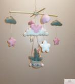 Mobile Bébé Fait Main "Éléphant Et Cœurs Dans Les Nuages", Enfants & Bébés, Envoi, Neuf, Autres types