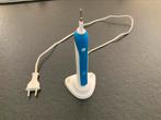 Oral b 3756 f211 electrische tandenborstel, Ophalen of Verzenden, Gebruikt, Tandenborstel