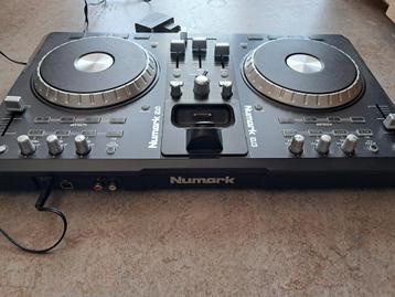 Dj minicontrole beschikbaar voor biedingen