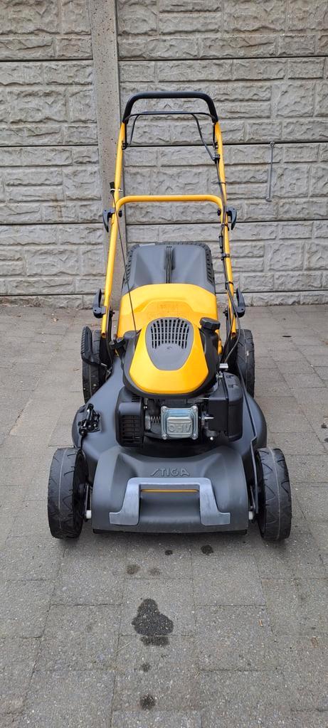 Stiga combi 53 SEQ, Tuin en Terras, Grasmaaiers, Zo goed als nieuw, Benzine-grasmaaier, 50 cm of meer, Cirkelmaaier, Ophalen