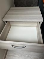 Nachtkastje te koop, Huis en Inrichting, Ophalen, Minder dan 45 cm, Zo goed als nieuw, Minder dan 55 cm