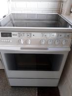 cuisinière électrique bosch 4 taques + four +grill ( triphas, Elektrisch, Gebruikt, Ophalen