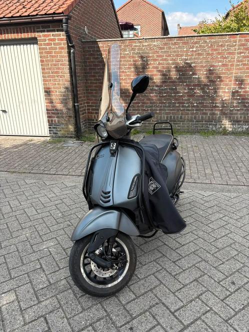 Vespa Sprint 50cc A-klasse full option, Fietsen en Brommers, Scooters | Vespa, Ophalen