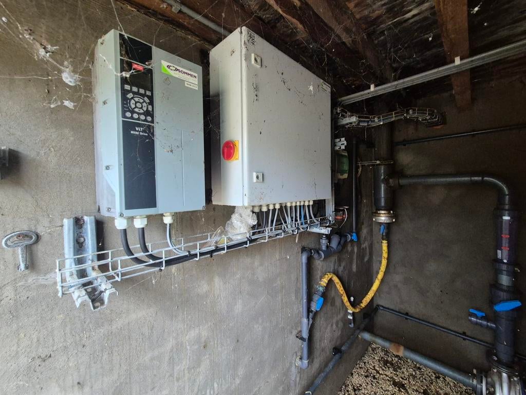 Luchtwasser varkensstal, Ophalen of Verzenden