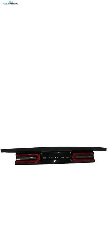 Dodge Challenger achterlicht midden LED beschikbaar voor biedingen
