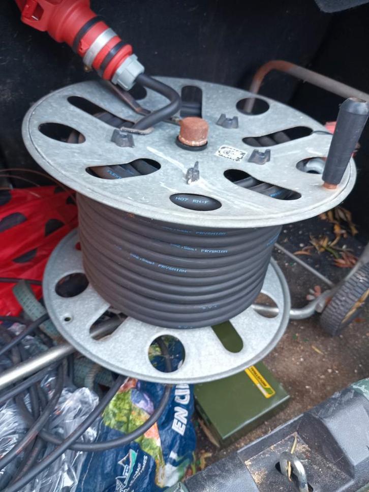 Kabel Haspel met RUBBERKABEL 40M 5*2,5 mm2, Doe-het-zelf en Bouw, Elektriciteit en Kabels, Ophalen