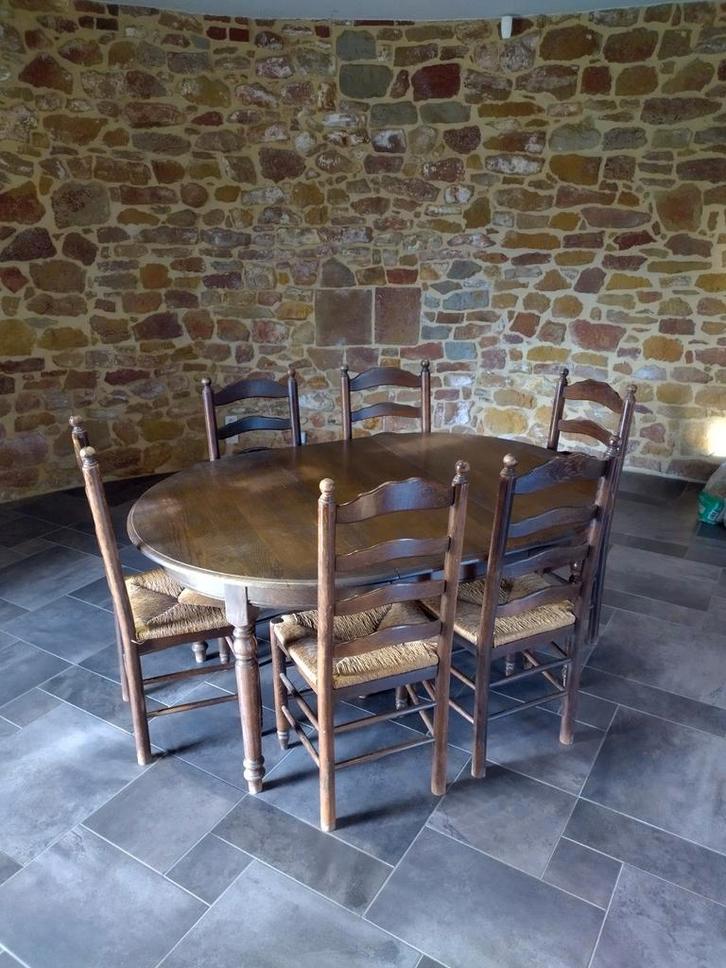 Table extensible en bois + 6 chaises en osier–très bon état, Maison & Meubles, Tables | Tables mange-debout, Comme neuf, Enlèvement