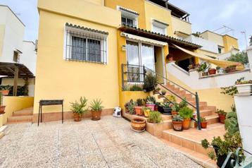 Zuid gerichte duplex woning/ Orihuela Costa beschikbaar voor biedingen