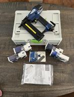 Carat Minibradspistool MBF1857 + 35000 Minibrads, Ophalen, Zo goed als nieuw