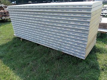 koelcel en sandwich panelen 8cm pir  van 445cm tot 150cm beschikbaar voor biedingen