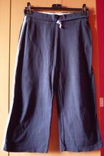 Donkerblauwe katoenen trainingsbroek 3/4 sportbroek Maat S, Vêtements | Femmes, Vêtements de sport, Enlèvement ou Envoi, Taille 36 (S)