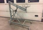 Krachtarmlift / Montagelift / Poutrellift / Bouwlift, Ophalen