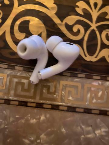 Originele  appel air pods 2 pro beschikbaar voor biedingen