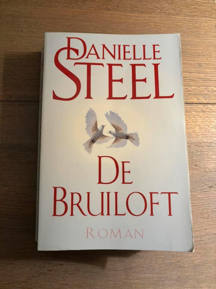 Danielle Steel - De bruiloft, Livres, Romans, Utilisé, Enlèvement ou Envoi