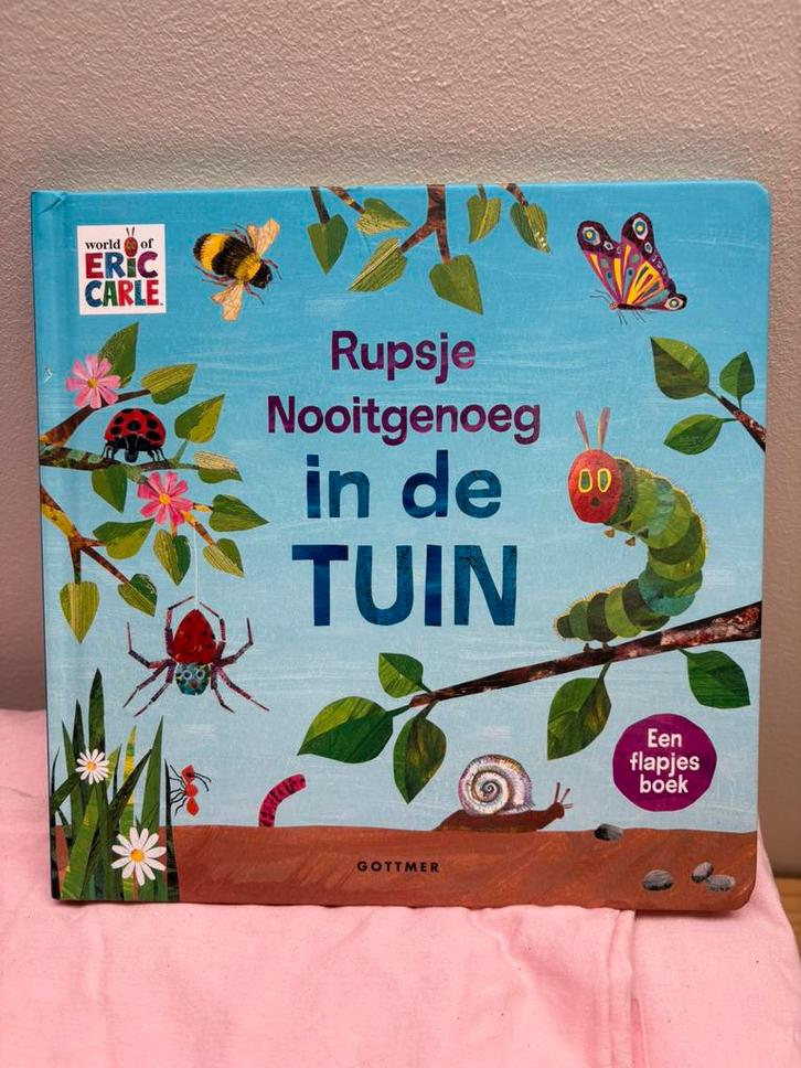 Rupsje Nooitgenoeg kartonboek met flapjes, Boeken, Kinderboeken | Baby's en Peuters, Zo goed als nieuw, 2 tot 3 jaar, Uitklap-, Voel- of Ontdekboek