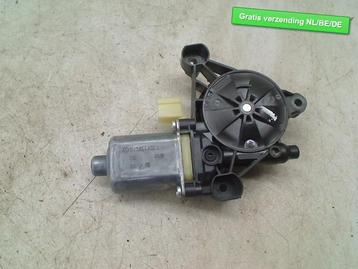MOTEUR LEVE VITRE ELECTRIQUE AVANT DROIT Audi (5Q0959802B), Utilisé, Droite, Audi